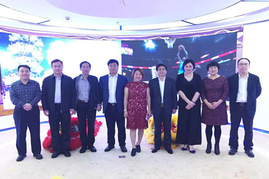 河北承德市政府领导莅临银河官网参观考察